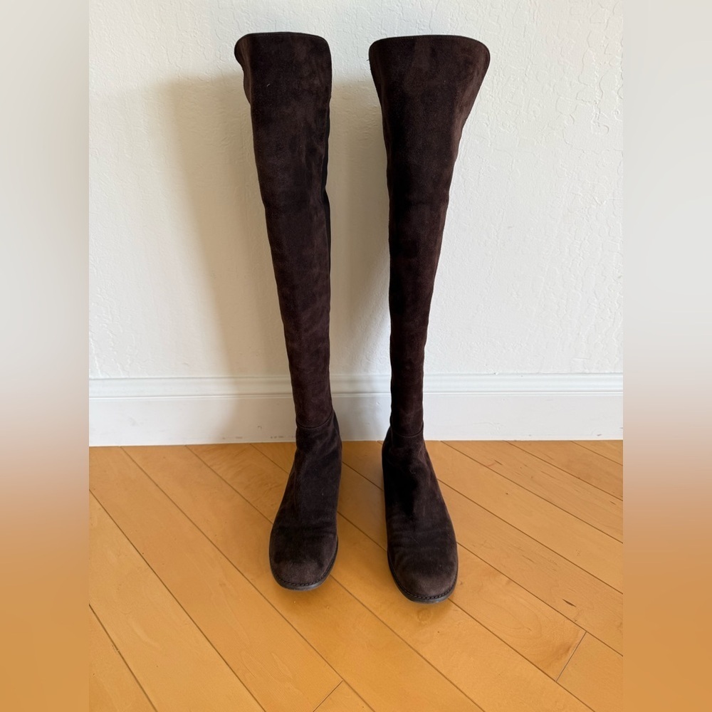 Stuart Weitzman Suede and Microstretch Over-The-Knee Boots - Picture 4 of 13